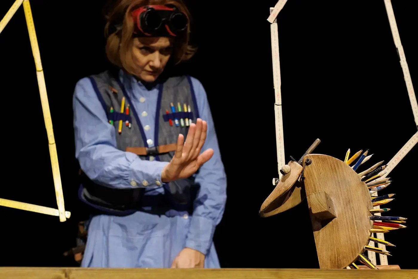 Kako objeti ježa, lutkovna predstava - Kinogledališče Tolmin